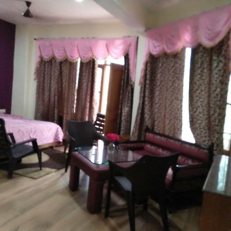 Hotel Misty Woods Dharamshala Esterno foto
